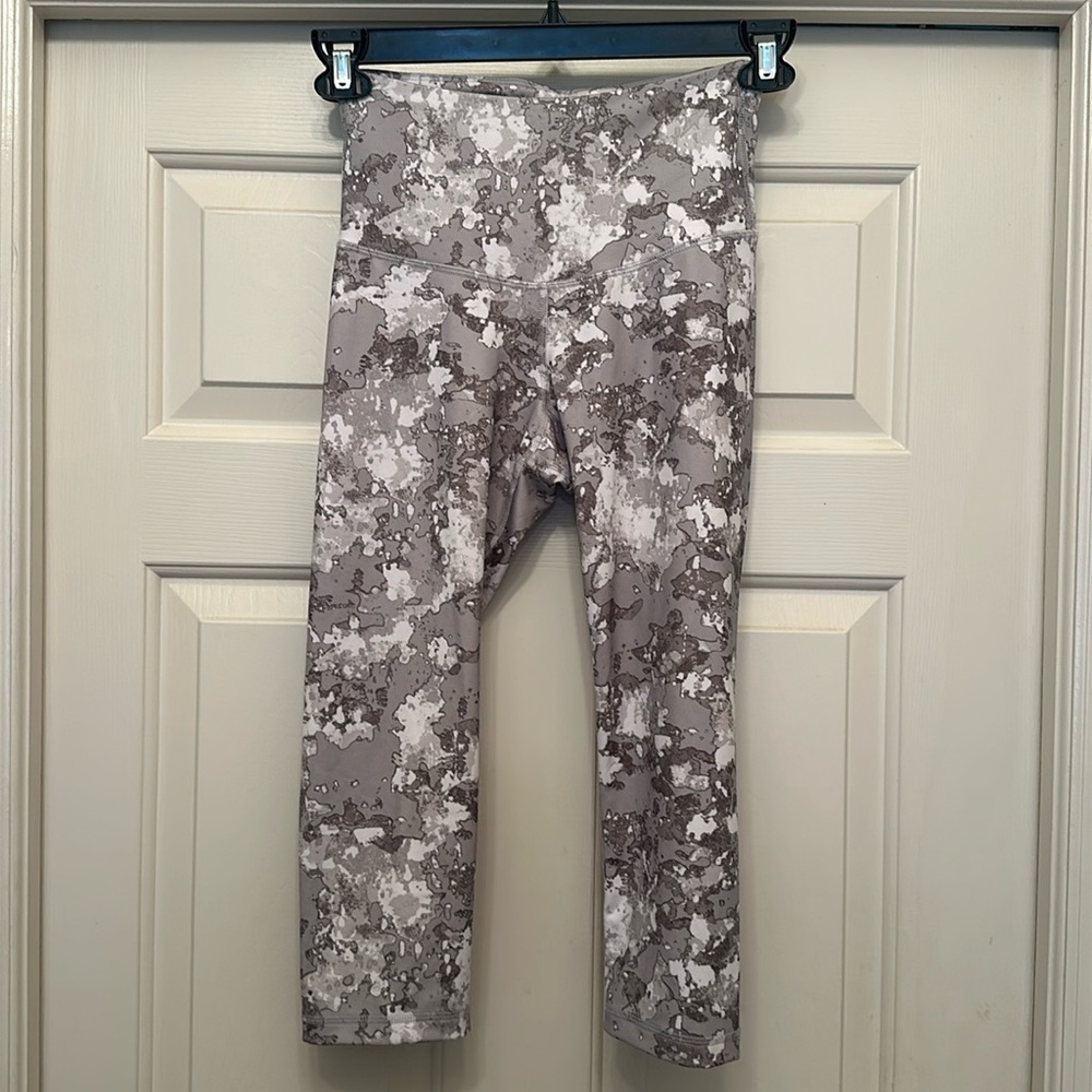 Old Navy Crop Leggings